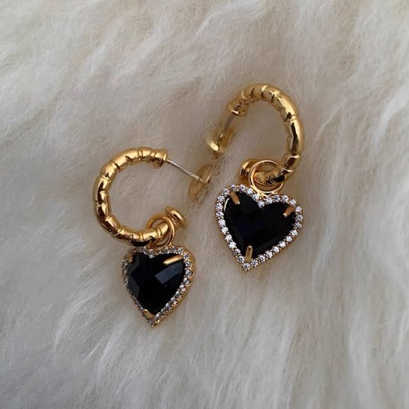 Black onyx earrings,dangle heart earrings,heart shaped earrings, heart earrings - Picture 8 of 12